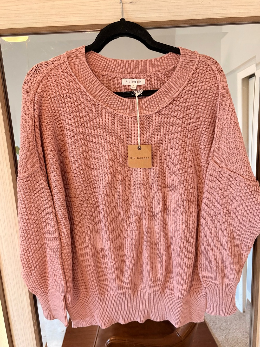NWT Blu Pepper sweater with crew neckline and ribbed knit texture size Large